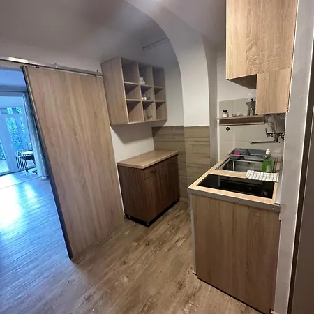 Parti Apartment *