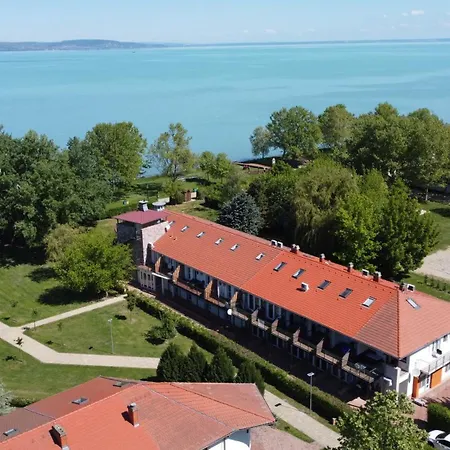 Апартаменты Parti