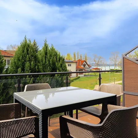 Parti Apartment *