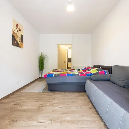 Parti Apartment Zamárdi