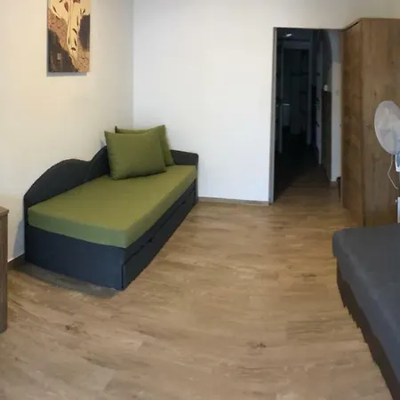 Апартаменты Parti *