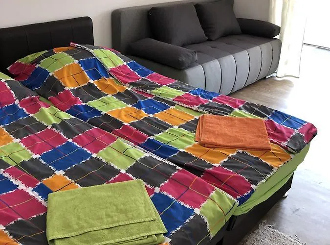 Apartment Parti